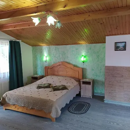 펜션 лісова казка