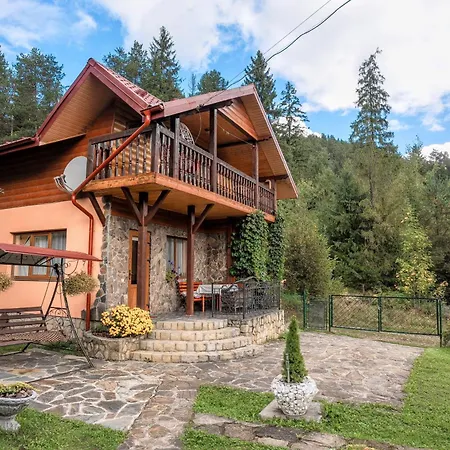 Tatil Evi лісова казка Yaremche